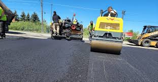 Best Asphalt Driveway Installation  in Heartland, TX